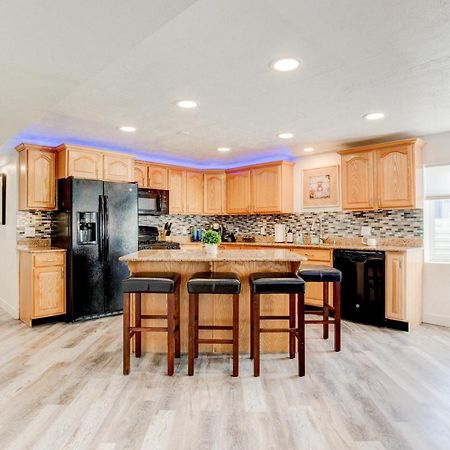 Modern Private Whole Unit 4 Bedroom Guest Suite King Bed Salt Lake City Eksteriør bilde