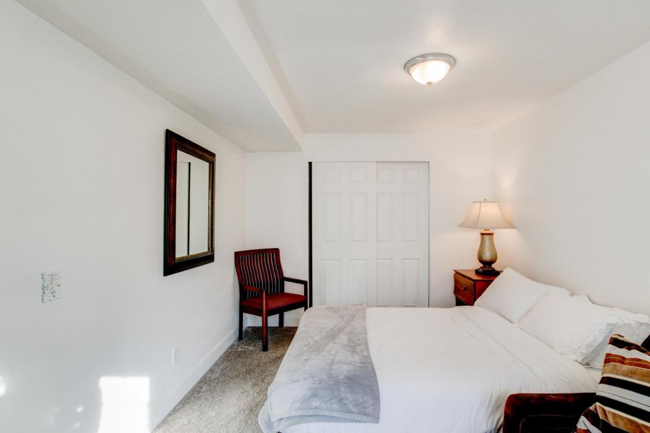 Modern Private Whole Unit 4 Bedroom Guest Suite King Bed Salt Lake City Eksteriør bilde
